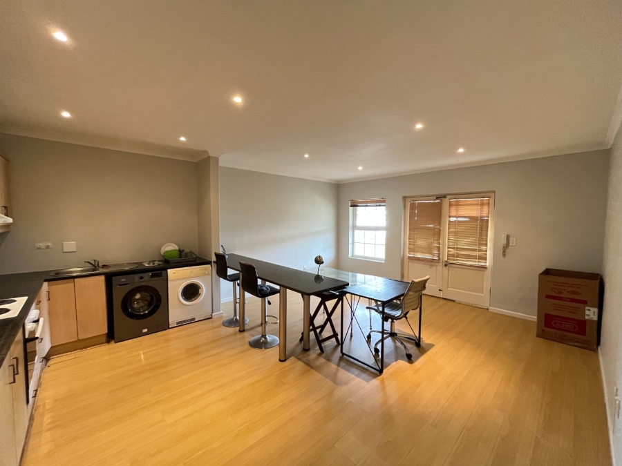 To Let 1 Bedroom Property for Rent in Rondebosch Western Cape